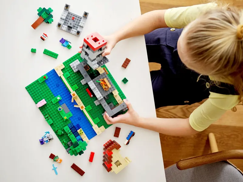 LEGO 21161 Kreatywny warsztat 3.0 zdjęcie 11