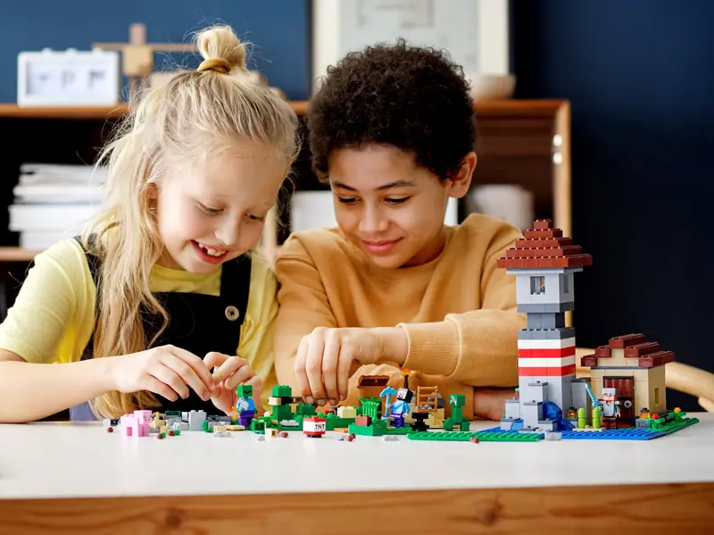 LEGO 21161 Kreatywny warsztat 3.0 zdjęcie 12