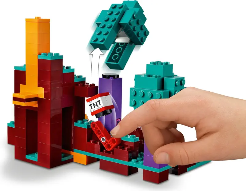 LEGO 21168 Spaczony las zdjęcie 7