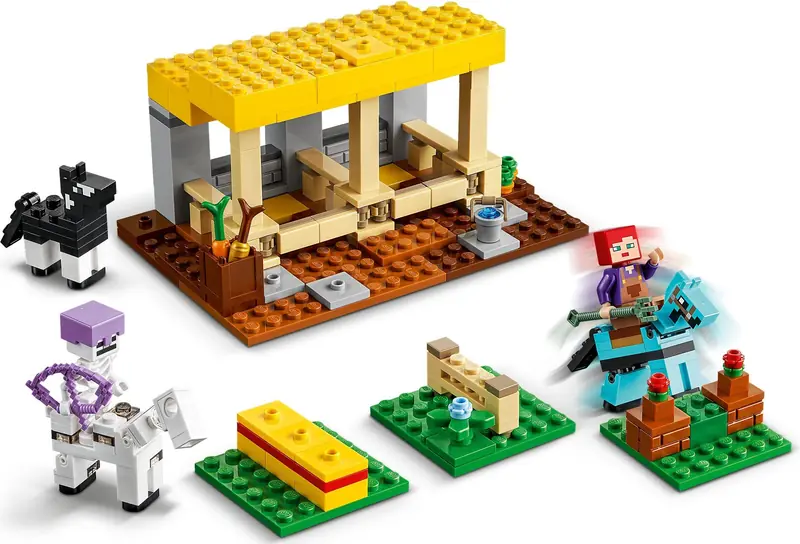 LEGO 21171 Stajnia zdjęcie 5