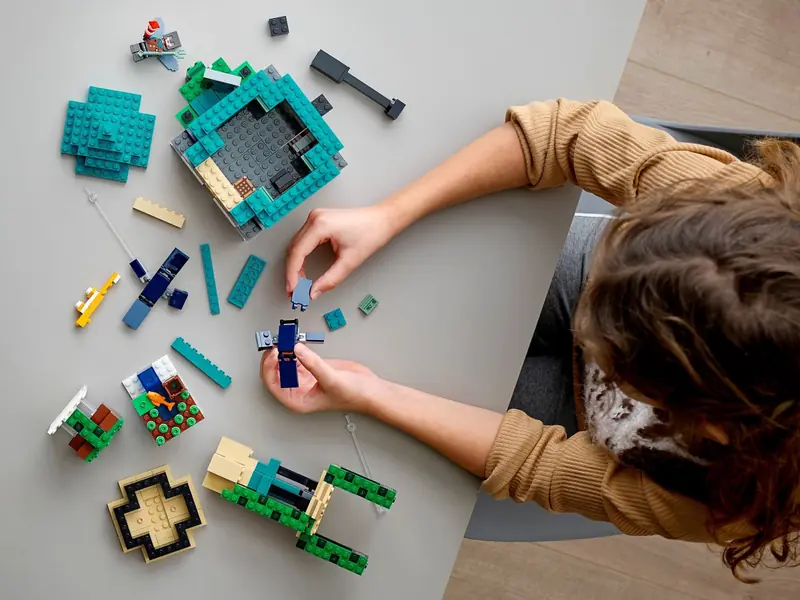 LEGO 21173 Podniebna wieża zdjęcie 12