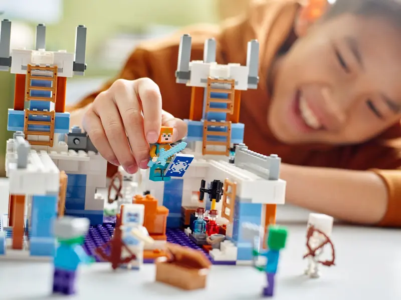 LEGO 21186 Lodowy zamek zdjęcie 7