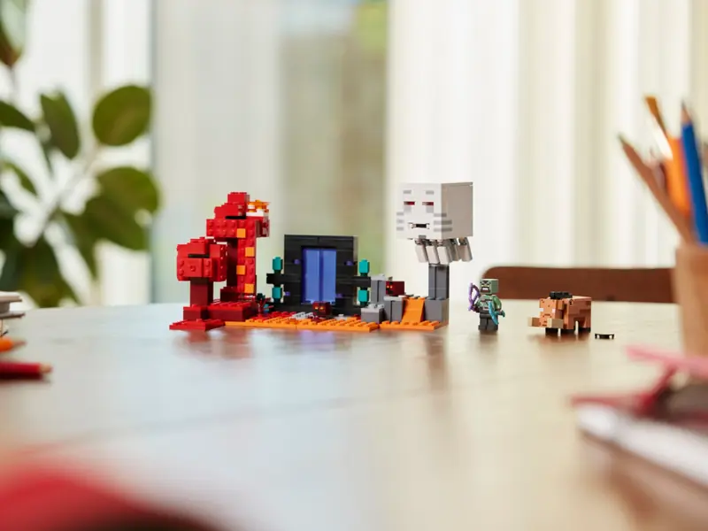 LEGO 21255 Zasadzka w portalu do Netheru zdjęcie 8