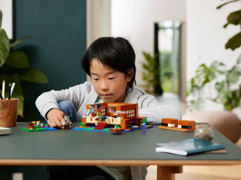 LEGO 21256 Żabi domek zdjęcie 9