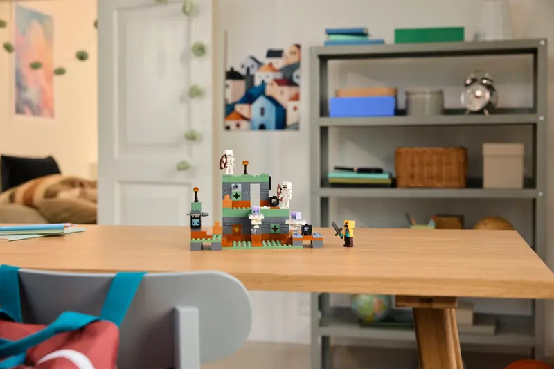LEGO 21271 Komnata prób zdjęcie 11
