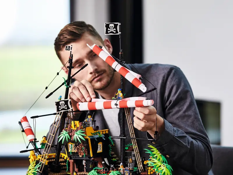 LEGO 21322 Piraci z Zatoki Barakud zdjęcie 54