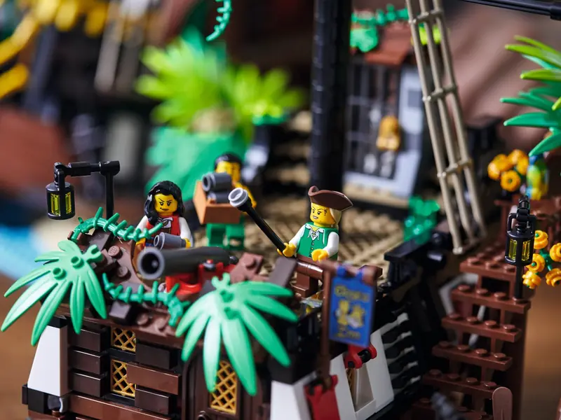 LEGO 21322 Piraci z Zatoki Barakud zdjęcie 63