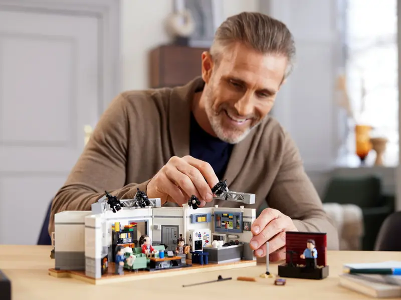 LEGO 21328 Seinfeld zdjęcie 23