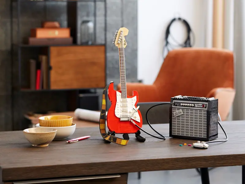 LEGO 21329 Fender Stratocaster zdjęcie 16