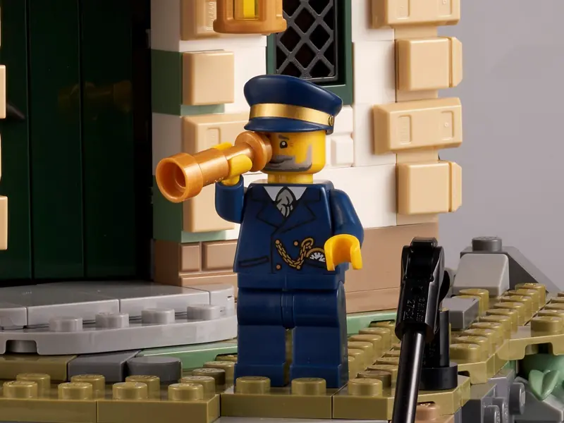LEGO 21335 Zmechanizowana latarnia zdjęcie 20