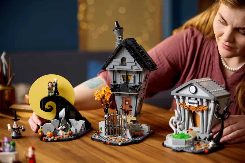 LEGO 21351 Disney: Miasteczko Halloween Tima Burtona zdjęcie 8