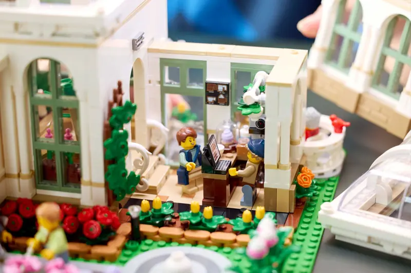 LEGO 21353 Ogród botaniczny zdjęcie 17