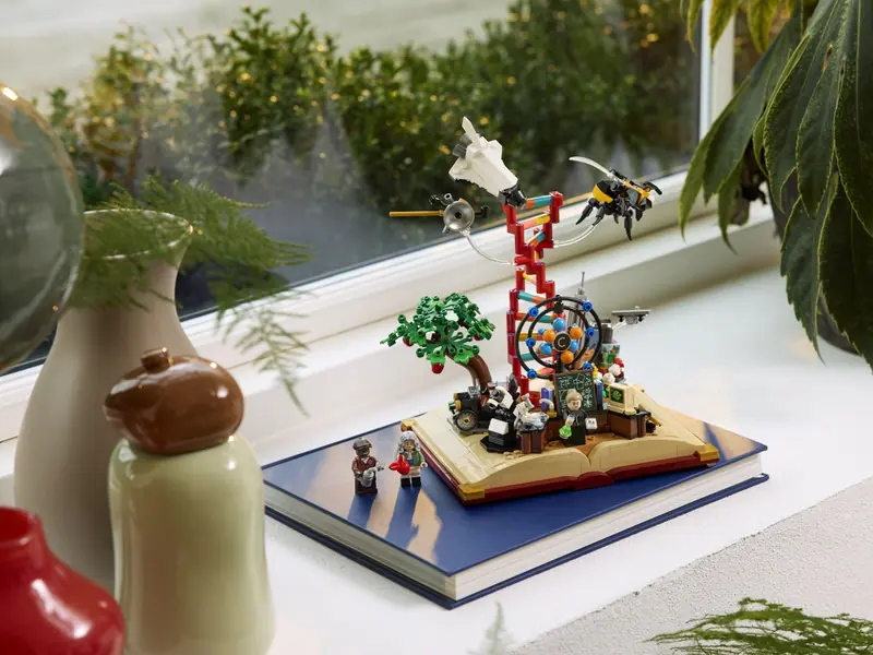 LEGO 21355 Ewolucja przedmiotów ścisłych zdjęcie 12