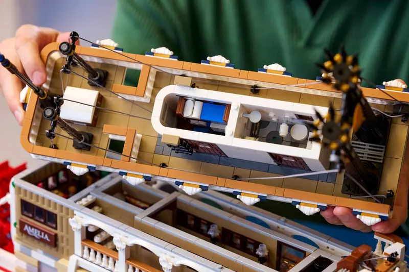 LEGO 21356 Parowiec rzeczny zdjęcie 15