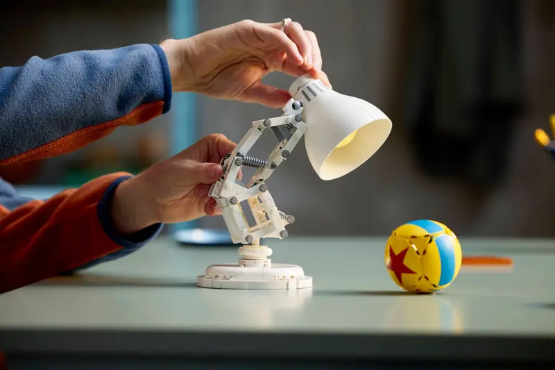 LEGO 21357 Disney Pixar Luxo Jr. zdjęcie 9