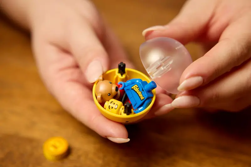 LEGO 21358 Maszyna z minifigurkami zdjęcie 10