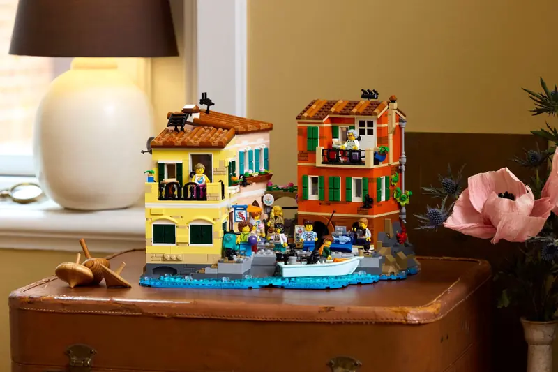 LEGO 21359 Włoska riwiera zdjęcie 9