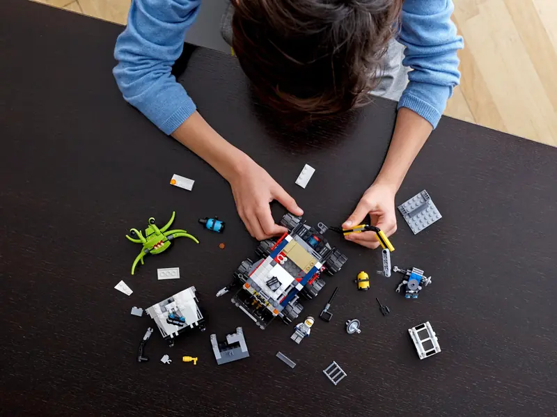 LEGO 31107 Łazik kosmiczny zdjęcie 9