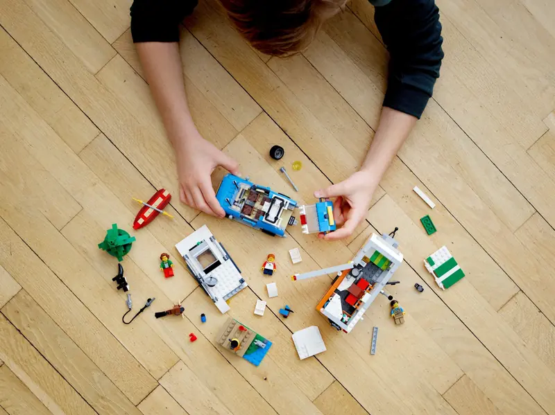 LEGO 31108 Wakacyjny kemping z rodziną zdjęcie 8