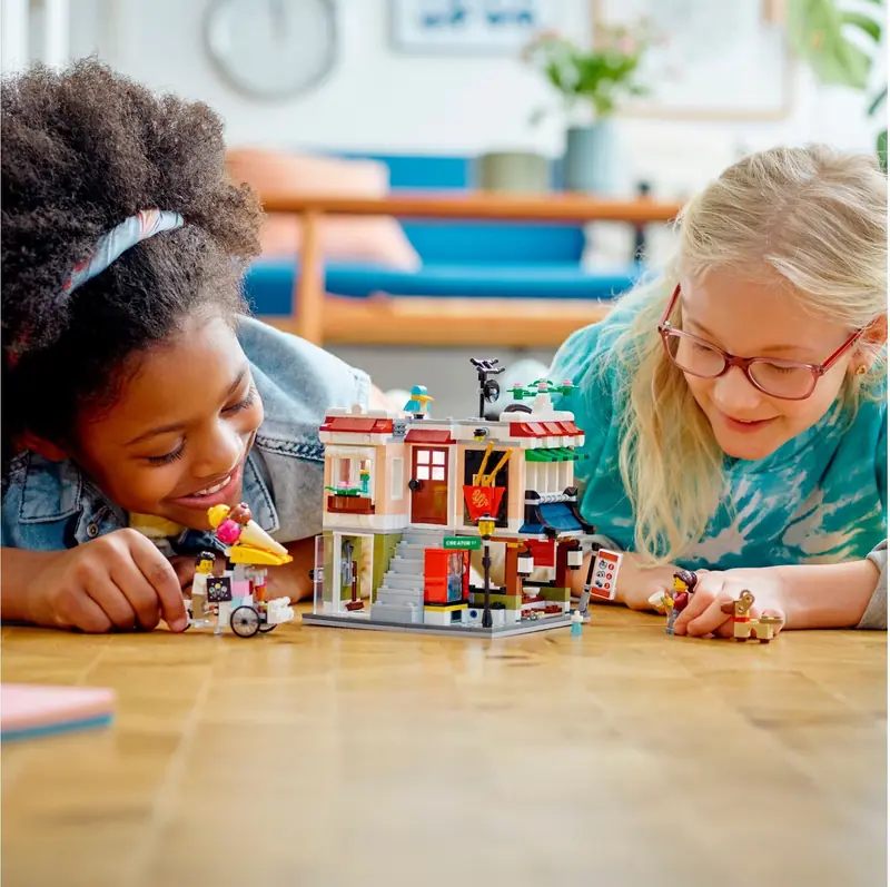 LEGO 31131 Sklep z kluskami w śródmieściu zdjęcie 11