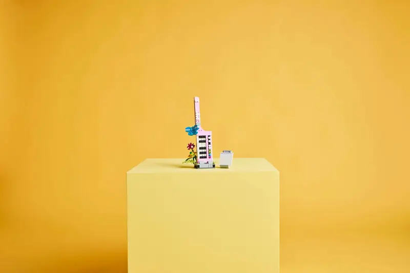 LEGO 31169 Maszyna do pisania z kwiatami zdjęcie 7