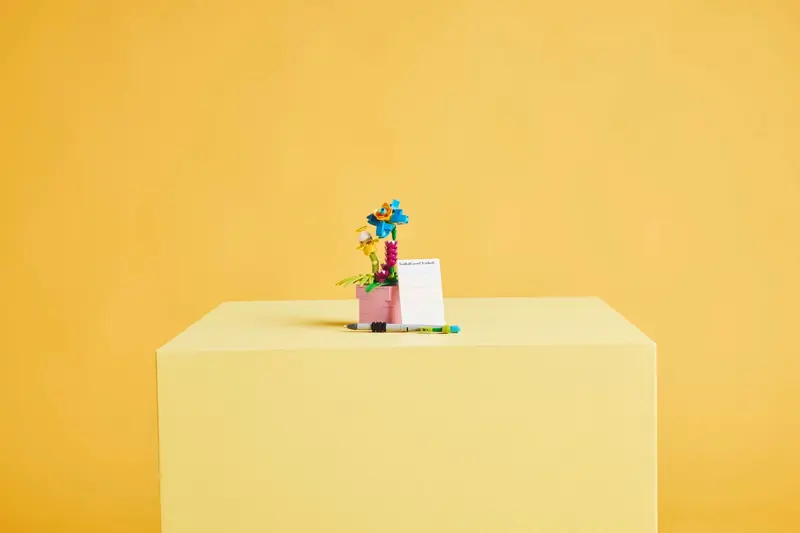 LEGO 31169 Maszyna do pisania z kwiatami zdjęcie 8