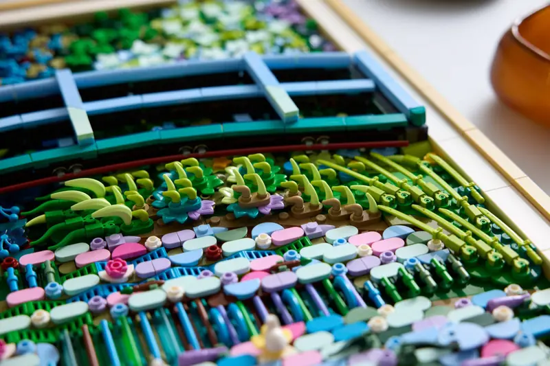 LEGO 31220 Claude Monet - Most nad stawem z liliami wodnymi zdjęcie 15