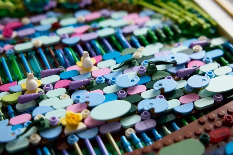 LEGO 31220 Claude Monet - Most nad stawem z liliami wodnymi zdjęcie 16