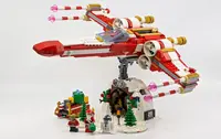 LEGO 4002019 Yuletide Squadron Xmas-Wing Starfighter
