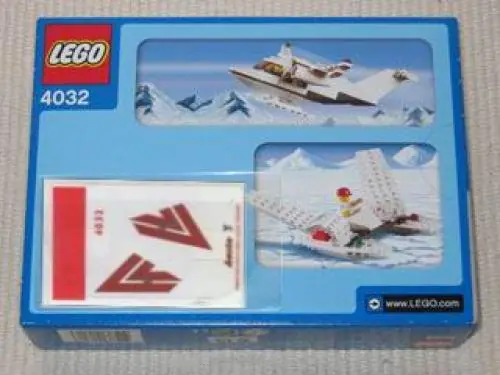 LEGO 4032 Passenger Plane - Lauda Air Version