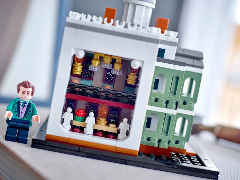 LEGO 40521 Miniaturowa nawiedzona rezydencja Disneya zdjęcie 6