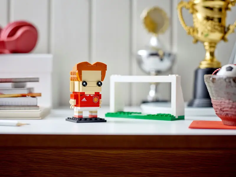 LEGO 40541 Portret z klocków - Manchester United zdjęcie 13