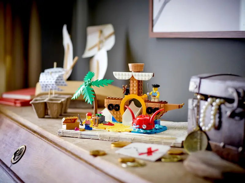 LEGO 40589 Plac zabaw ze statkiem pirackim zdjęcie 4