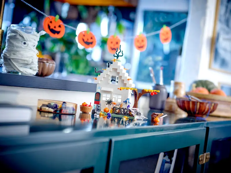 LEGO 40608 Halloweenowa frajda - zestaw dodatkowy VIP zdjęcie 2