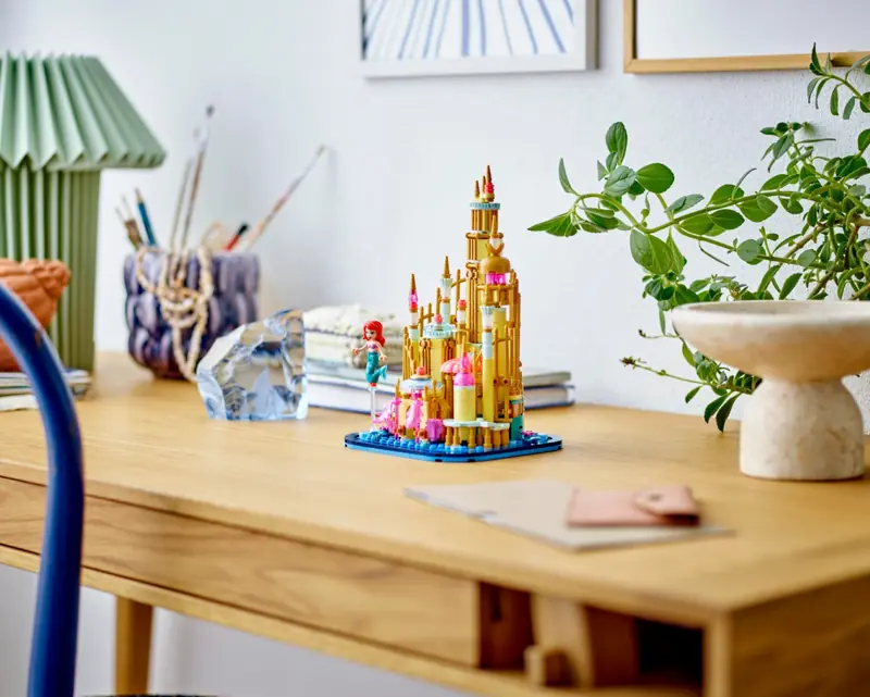 LEGO 40708 Disney Mały zamek Arielki zdjęcie 5