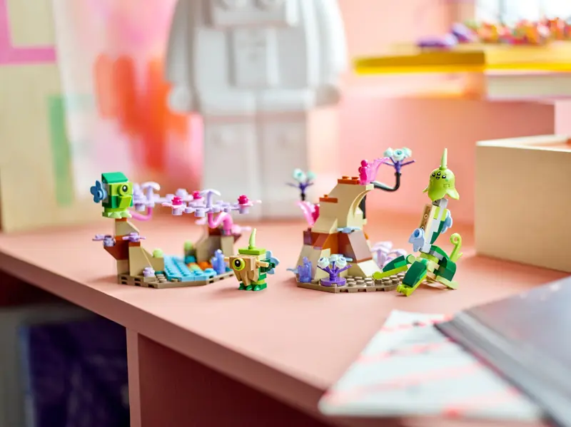 LEGO 40716 Środowisko naturalne kosmitów zdjęcie 4