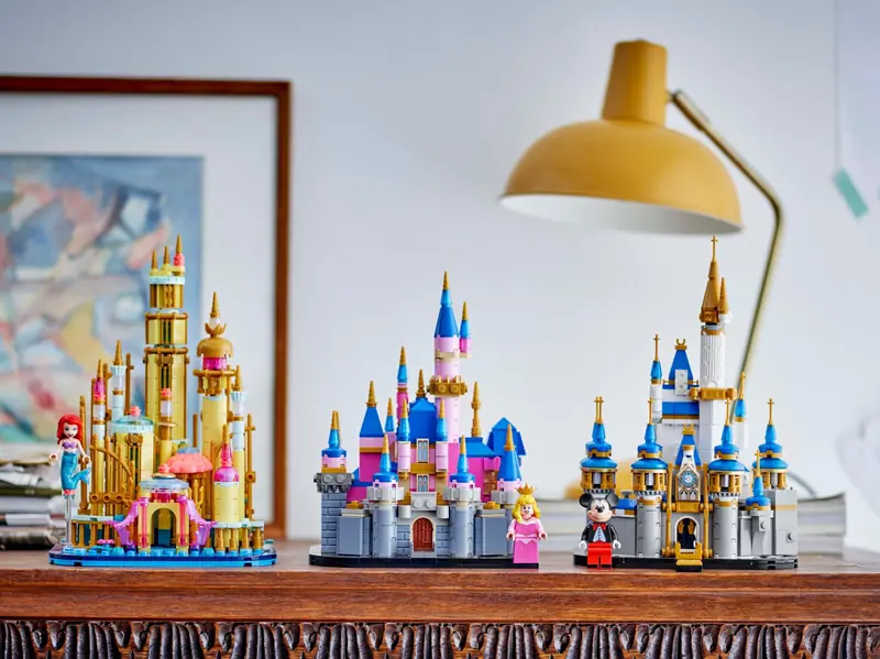LEGO 40720 Mały zamek Śpiącej Królewny Disneya zdjęcie 6
