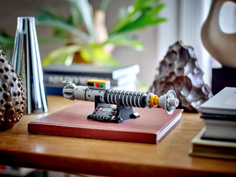 LEGO 40730 Miecz świetlny Luke’a Skywalkera zdjęcie 4