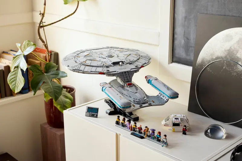 LEGO 40768 Star Trek: Type-15 Shuttlepod zdjęcie 4