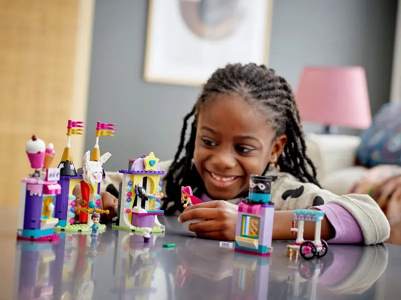 LEGO 41687 Magiczne stoiska w wesołym miasteczku zdjęcie 17