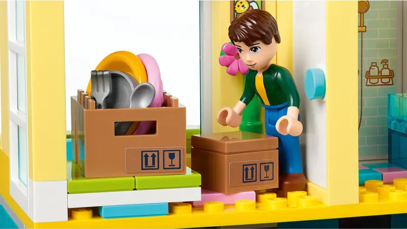 LEGO 41704 Budynki przy głównej ulicy zdjęcie 14