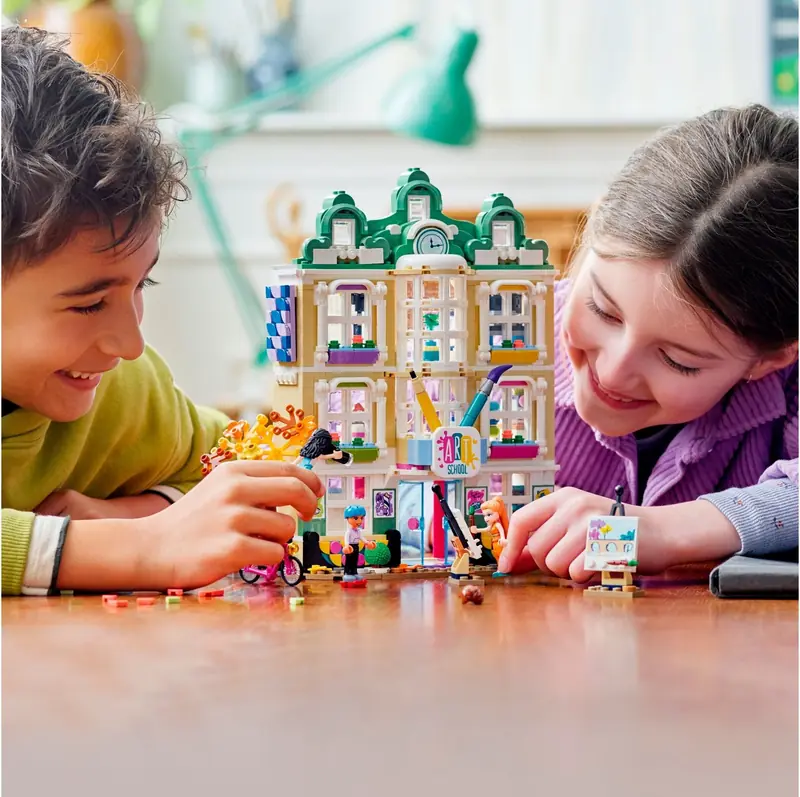 LEGO 41711 Szkoła artystyczna Emmy zdjęcie 3