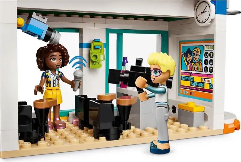LEGO 41731 Międzynarodowa szkoła w Heartlake zdjęcie 4