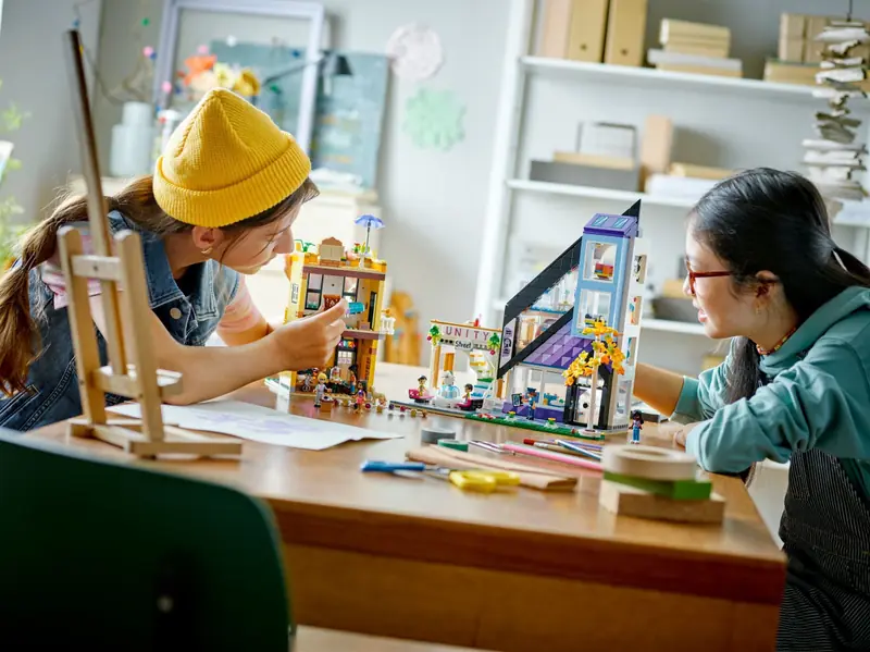 LEGO 41732 Sklep wnętrzarski i kwiaciarnia w śródmieściu zdjęcie 11