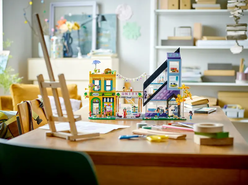 LEGO 41732 Sklep wnętrzarski i kwiaciarnia w śródmieściu zdjęcie 12