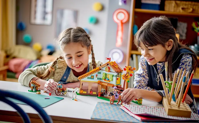 LEGO 41745 Stajnia Autumn zdjęcie 8