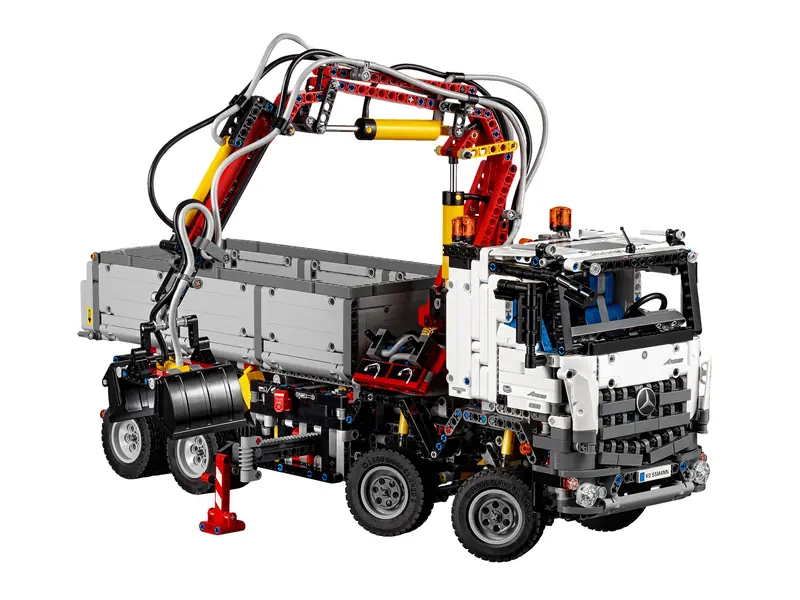 LEGO 42043 Mercedes-Benz Arocs 3245