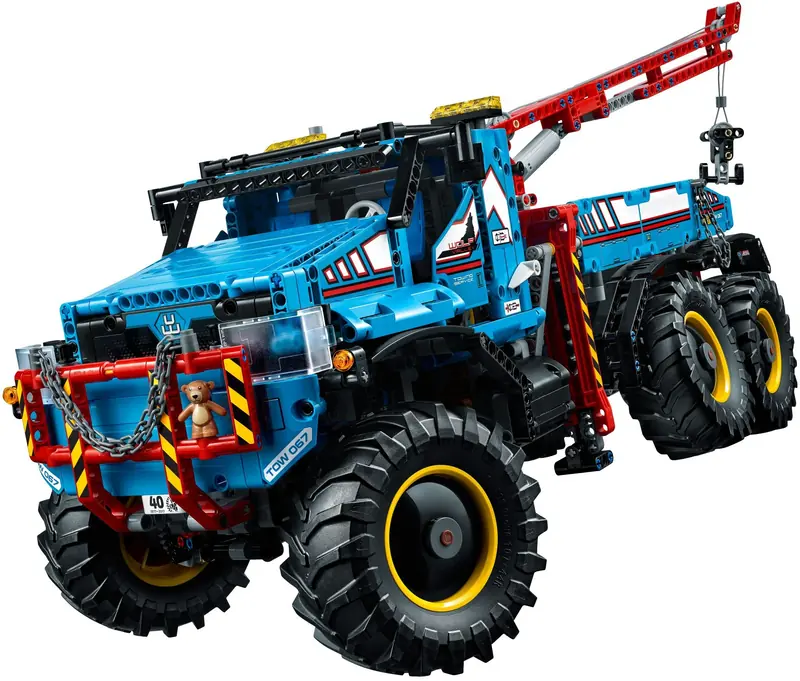 LEGO 42070 Terenowy holownik 6x6 zdjęcie 3
