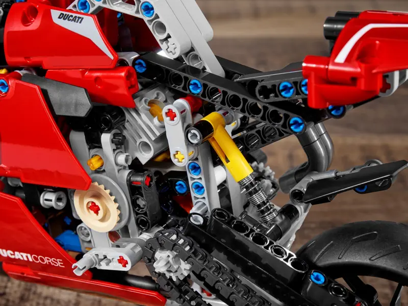 LEGO 42107 Ducati Panigale V4 R zdjęcie 10