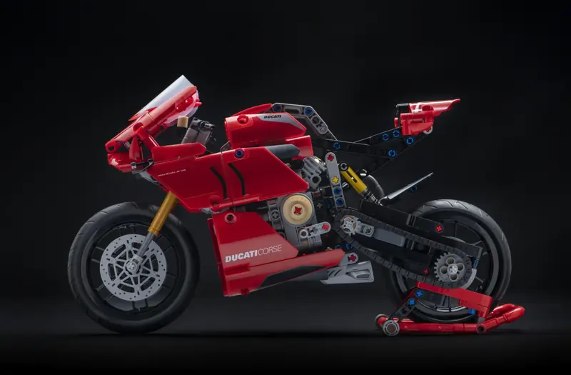 LEGO 42107 Ducati Panigale V4 R zdjęcie 16